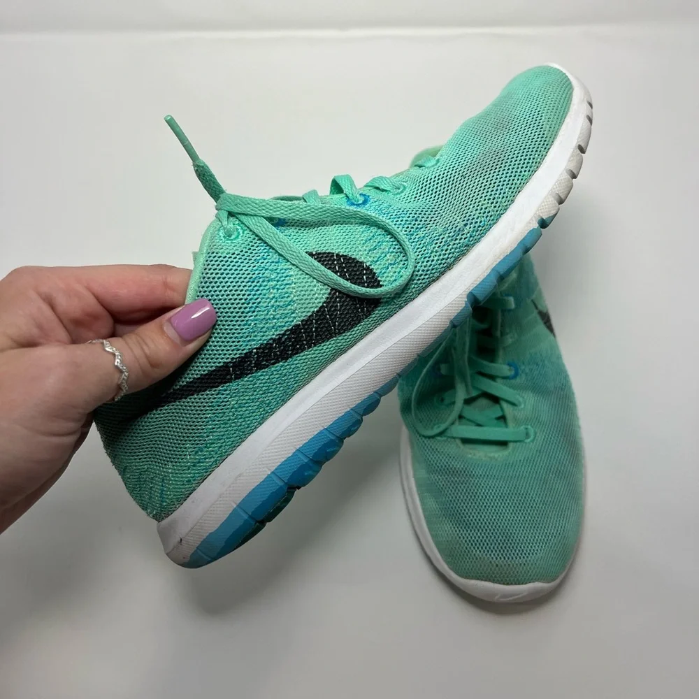 nike | nike Flex Fury Women's Teal Running Shoes | Size 8 Nike Sneakers